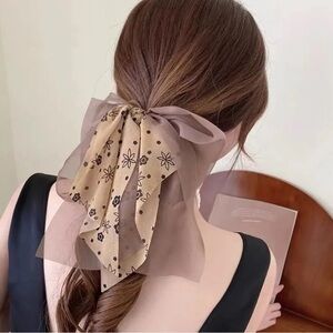 Chic Floral Beige and Brown Hair Ribbon